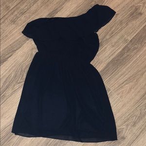 *NEVER WORN* Navy One Shoulder Dress